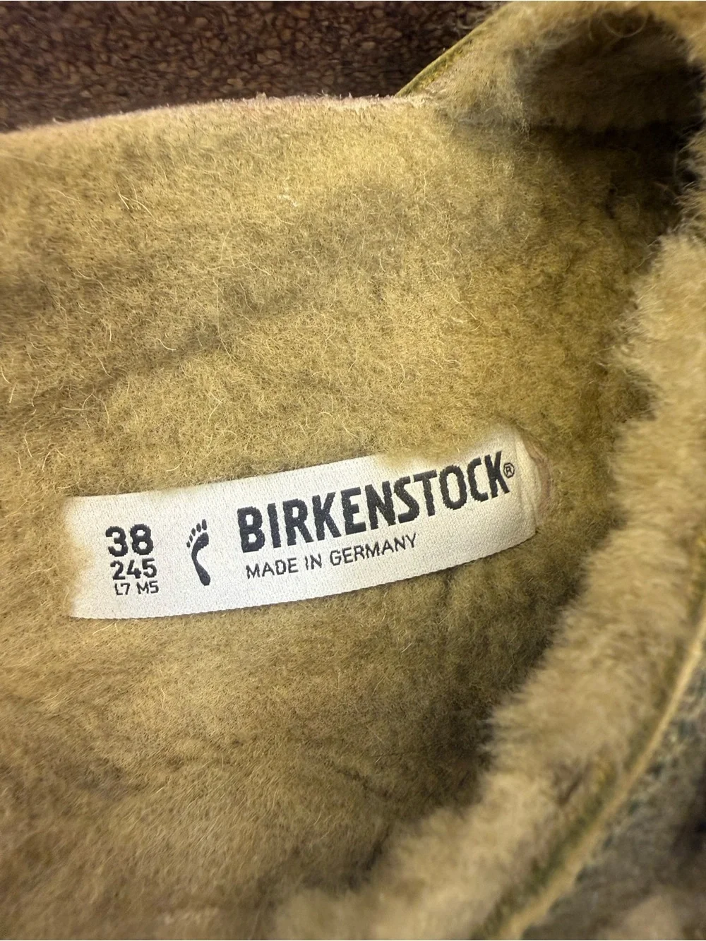 Birkenstock Madrid Big Buckle Shearling Oiled Leather Sandals in Olive Sz 38 - Picture 2 of 8